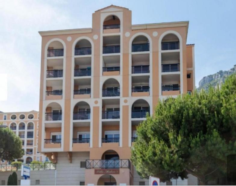 Direct Monaco 2 Pieces Devant Piscine Beausoleil Kültér fotó